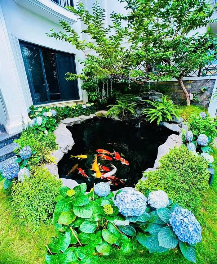 Biệt thự sang trọng 60 tỷ đồng của "nữ diễn viên giàu nhất miền Bắc" Lã Thanh Huyền