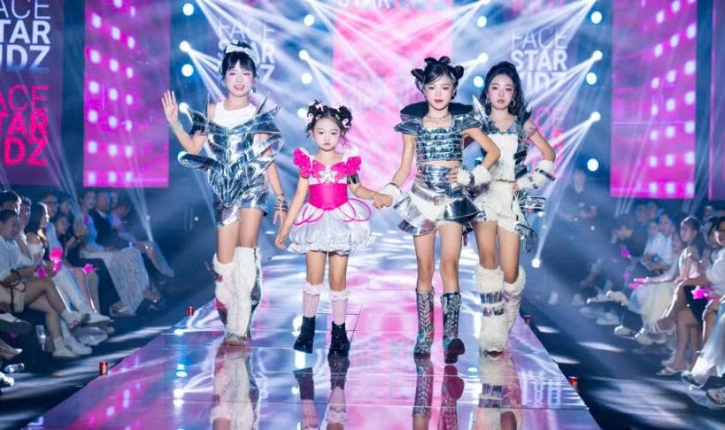 Á hậu Hương Ly bất ngờ trước các tài năng nhí tại Chung kết Face Star Kidz 2026