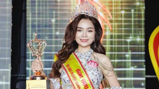 Tài sắc Hoa hậu Nhân ái Hoàng Thị Thanh Tuyền