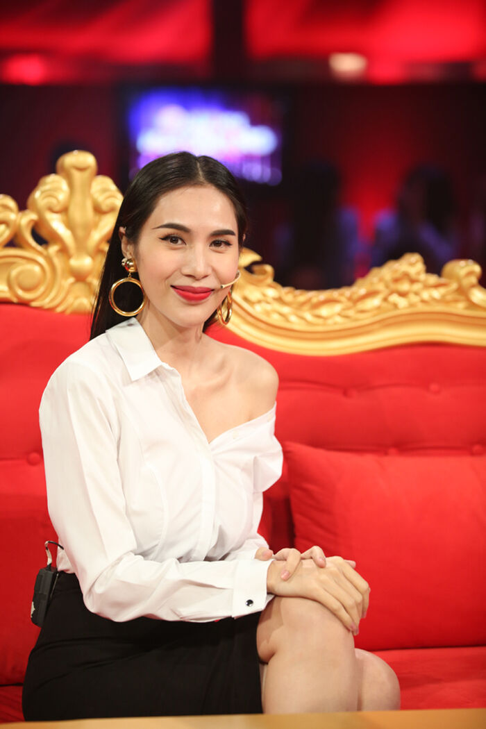 Thủy Tiên hơn 10 năm hoạt động nghệ thuật: Không có bất kỳ người bạn thân nào trong showbiz?