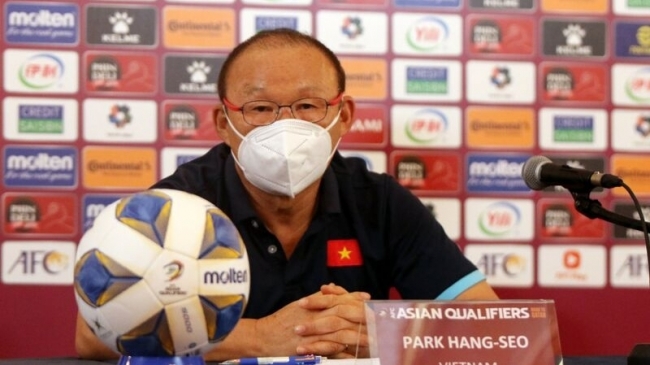 HLV Park Hang Seo: 'Tôi tôn trọng quyết định của trọng tài'