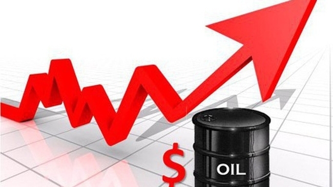 Giá dầu ngày 11/9 tăng vọt, dầu Brent lên mức 73 USD/thùng