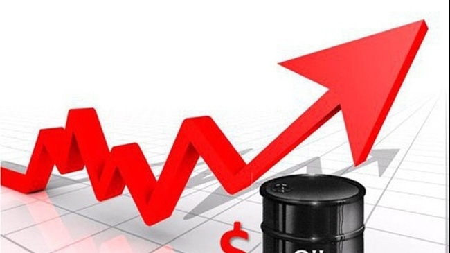 Giá dầu ngày 15/9 tiếp đà tăng mạnh, dầu Brent lên mức 74 USD