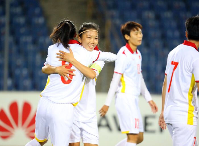 Dội cơn mưa bàn thắng, tuyển nữ Việt Nam vùi dập Maldives 16-0