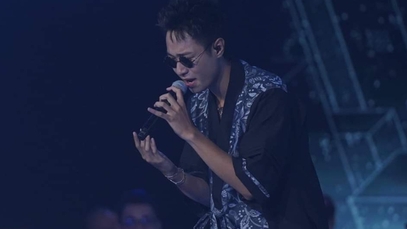 Hà An Huy gây sốt khi làm mới hit của Khắc Hưng trên sân khấu Vietnam Idol