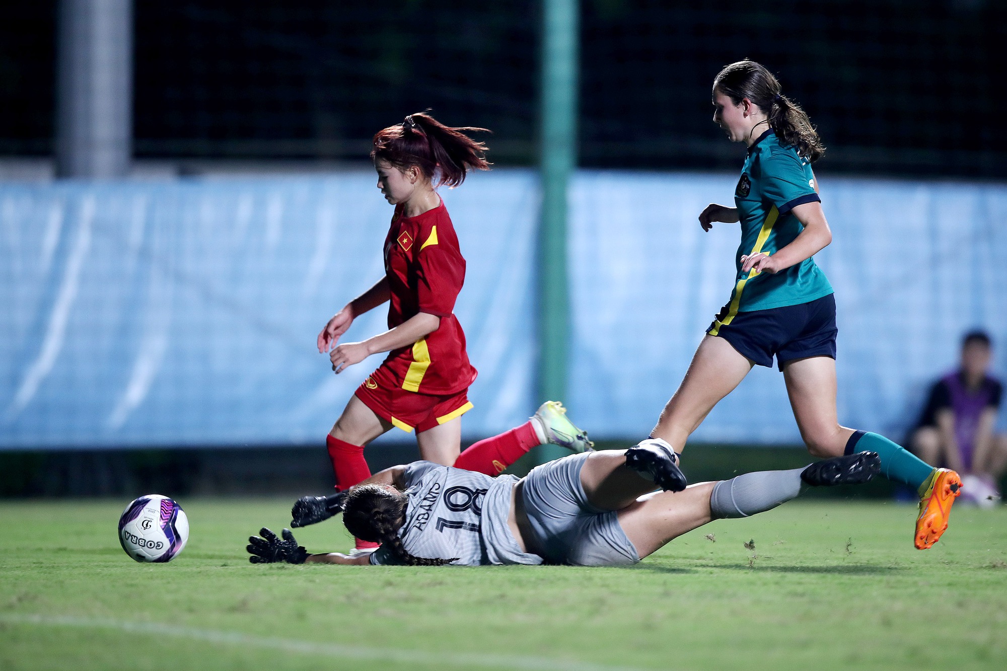 U.17 nữ Việt Nam thua ngược Úc nhưng vẫn còn cơ hội vào vòng chung kết châu Á