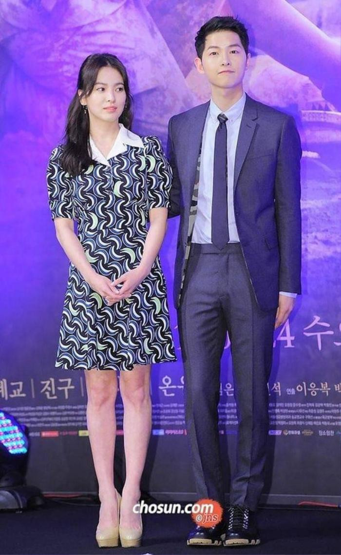 Song Joong Ki lộ chiêu bài "hơn thua" với Song Hye Kyo