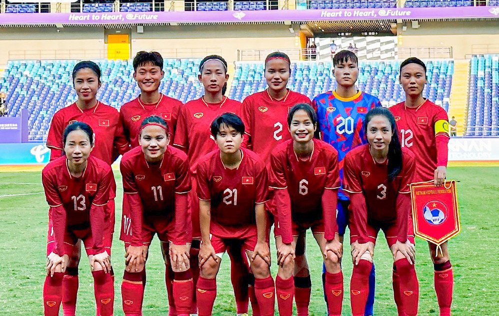 Đội tuyển nữ Việt Nam thắng to nhưng chưa hết lo