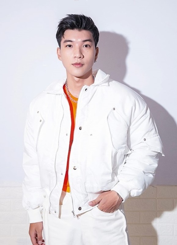 Chân dung rapper HIEUTHUHAI vừa đoạt quán quân Anh trai say hi