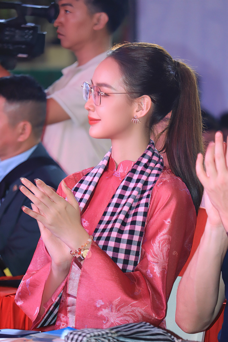 Hoa hậu Bảo Ngọc gây ấn tượng mạnh tại chương trình giao lưu hữu nghị Việt Mỹ