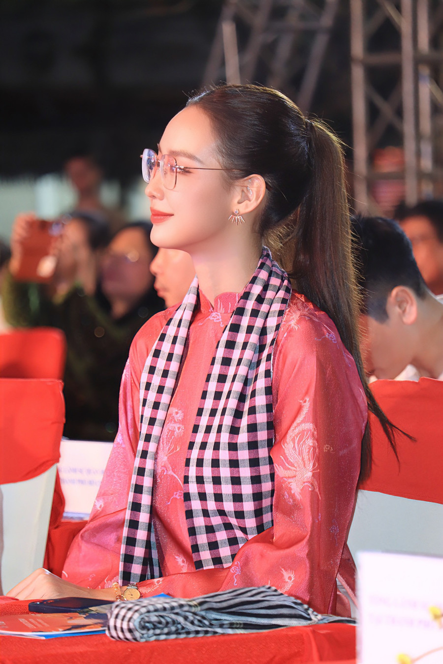 Hoa hậu Bảo Ngọc gây ấn tượng mạnh tại chương trình giao lưu hữu nghị Việt Mỹ