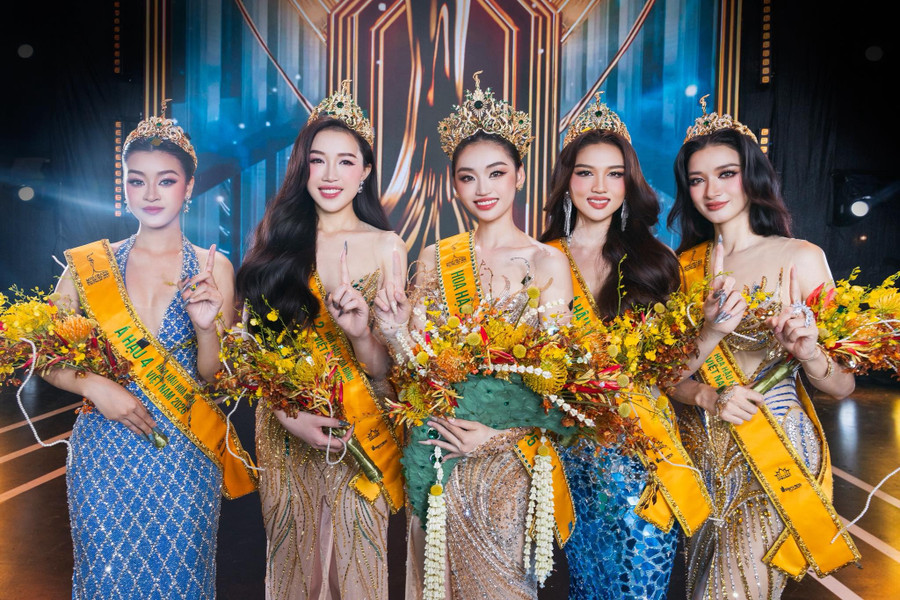 Chia sẻ gây chú ý của người đẹp 10X sau khi đăng quang Miss Grand Vietnam 2025