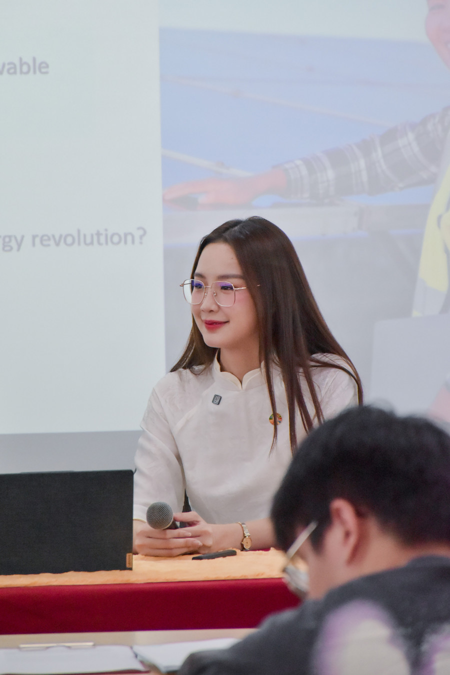 Hoa hậu Bảo Ngọc giảng dạy tại trường đại học danh tiếng Thái Lan