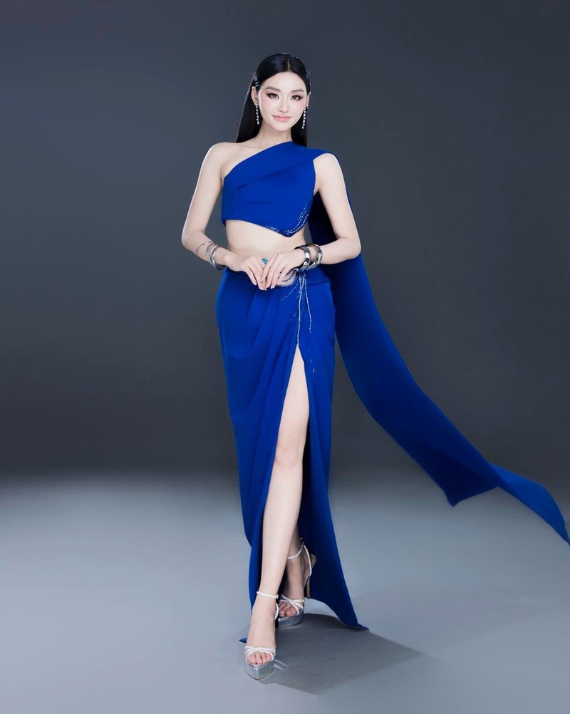 Hoa hậu Yến Nhi mang 20 vali hành lý tới Miss Grand International 2025