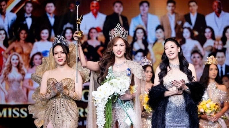 Hoa hậu Tiffany Trúc Châu: Giấc mơ vương miện từ thuở còn thơ