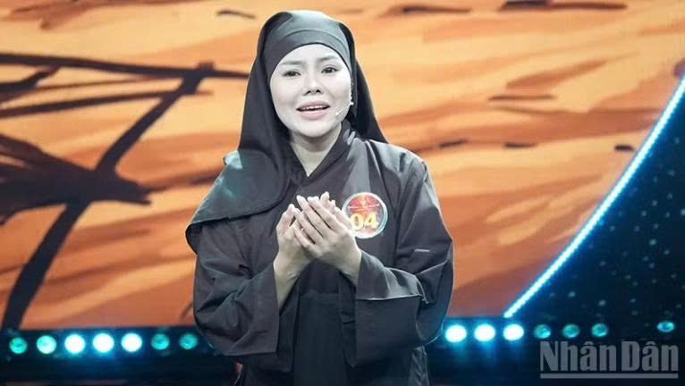 Ba thí sinh Huỳnh Kim Tho, Trần Văn Khiêm và Võ Thị Bé bước vào đêm Chung kết xếp hạng Chuông vàng vọng cổ 2026 Ba thí sinh Huỳnh Kim Tho, Trần Văn Khiêm và Võ Thị Bé bước vào đêm Chung kết xếp hạng Chuông vàng vọng cổ 2026