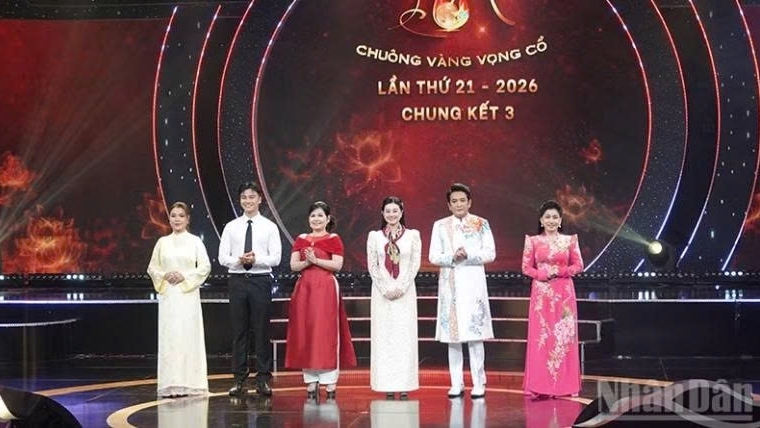 Ba thí sinh Huỳnh Kim Tho, Trần Văn Khiêm và Võ Thị Bé bước vào đêm Chung kết xếp hạng Chuông vàng vọng cổ 2026