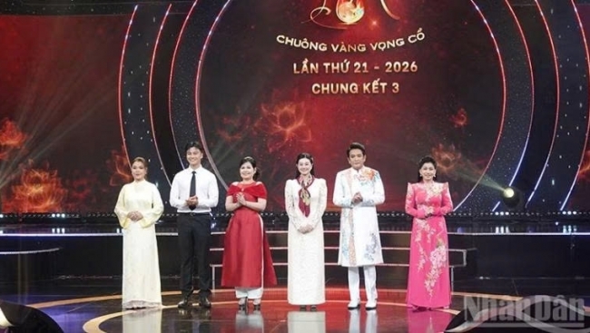Ba thí sinh Huỳnh Kim Tho, Trần Văn Khiêm và Võ Thị Bé bước vào đêm Chung kết xếp hạng Chuông vàng vọng cổ 2026