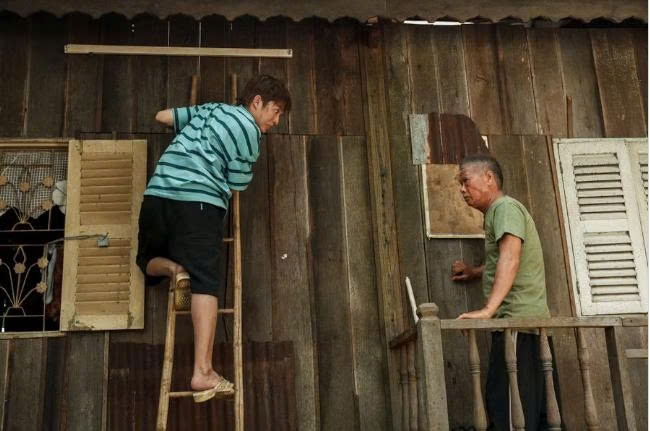 Vượt mốc 200 tỷ đồng, phim "Sợ hè sợ nghỉ hưu" khi nào rời rạp?