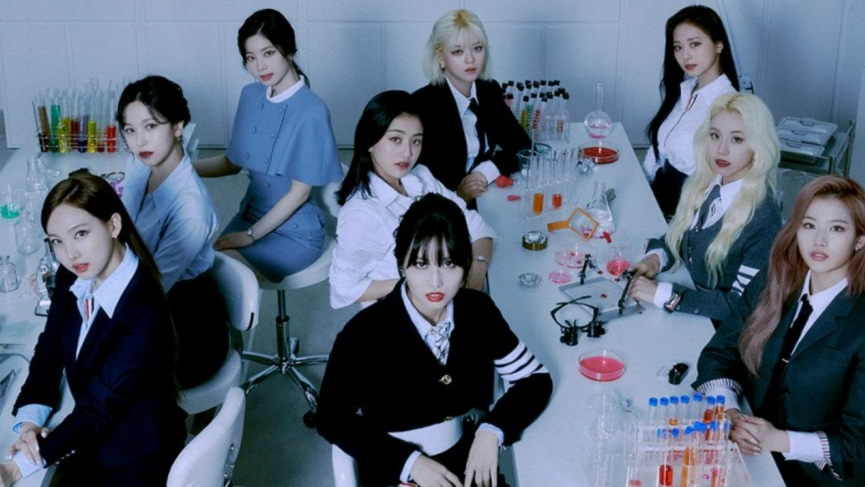 Sao Hàn ngày 16/10: TWICE thông báo phát hành single tiếng Nhật thứ 9 “Doughnut”