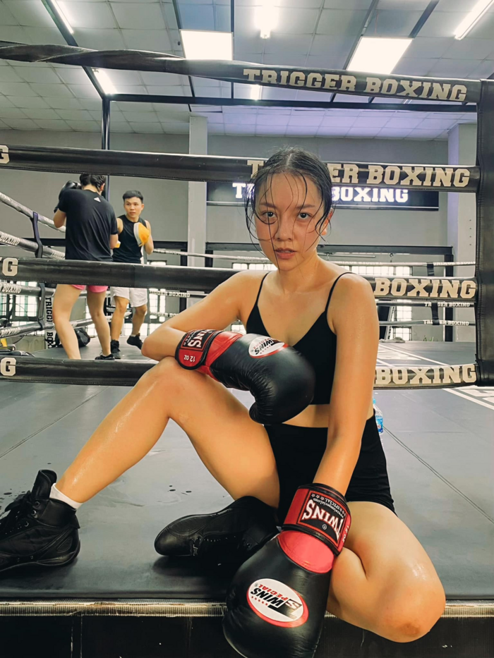 Băng Di, Cao Thái Hà hóa thành 'đả nữ' bên dàn sao Việt tại phòng tập boxing