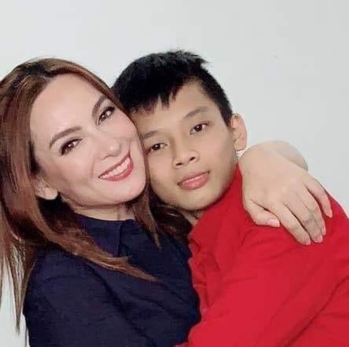 Con trai nuôi Phi Nhung chia sẻ điều tồi tệ trong sinh nhật vắng mẹ đầu tiên