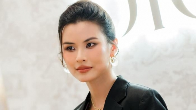 Cao Thiên Trang bất ngờ xuất hiện ghi danh Hoa hậu Hoàn Vũ Việt Nam