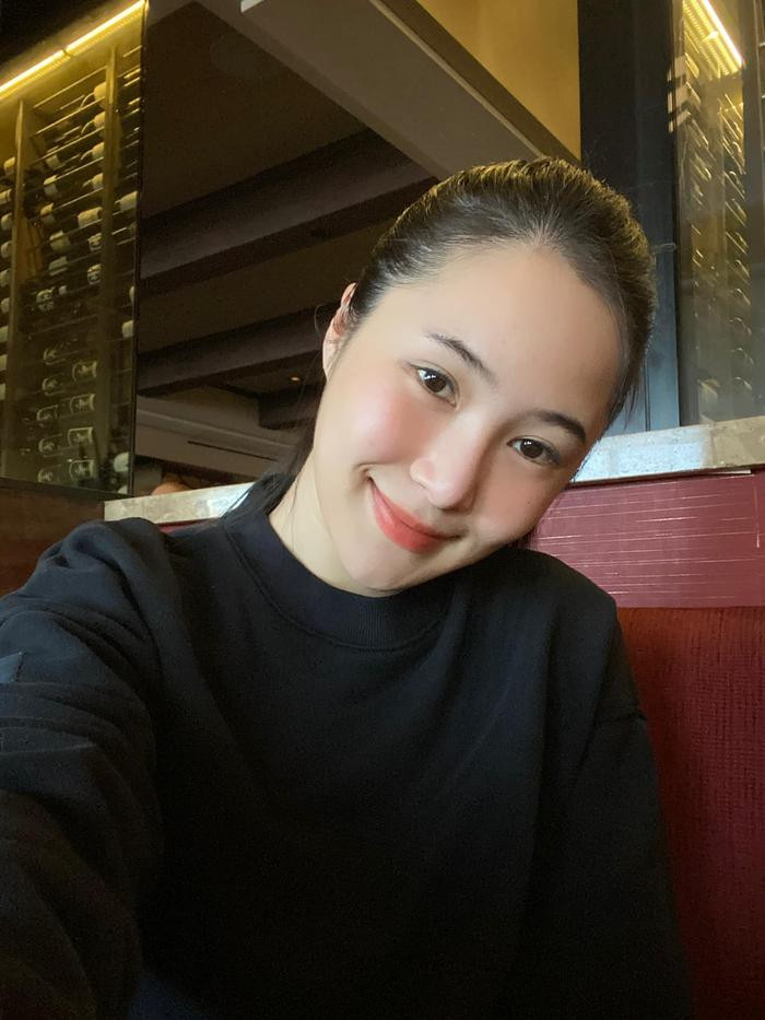 Hương Tràm khoe visual quyến rũ, đầy ngọt ngào tại quê nhà sau 4 năm ở Mỹ Hương Tràm khoe visual quyến rũ, đầy ngọt ngào tại quê nhà sau 4 năm ở Mỹ