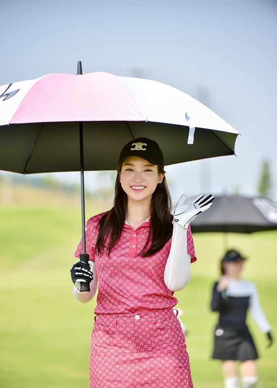 Chồng đại gia chúc mừng sinh nhật Hoa hậu Đỗ Mỹ Linh