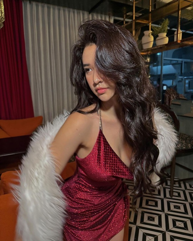Hot girl “Đảo Thiên Đường” đẹp không góc chết trong loạt ảnh mới Hot girl “Đảo Thiên Đường” đẹp không góc chết trong loạt ảnh mới