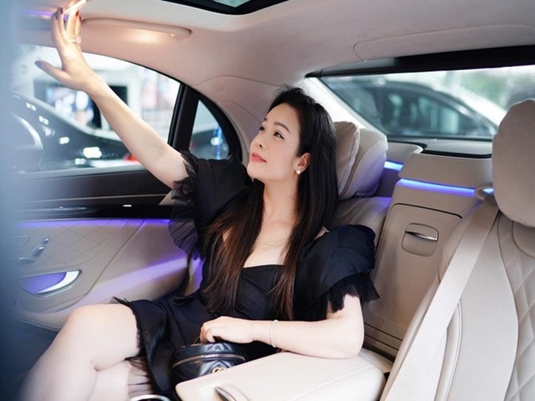 Nhật Kim Anh giàu “khủng”, tình duyên lận đận Nhật Kim Anh giàu “khủng”, tình duyên lận đận