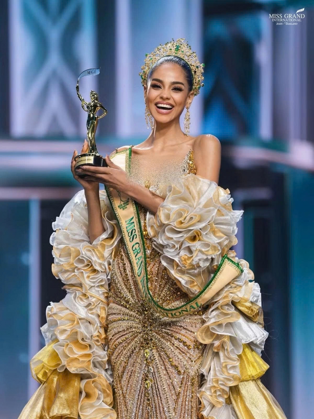 Tanzania đăng quang Miss Grand International 2026, Emoura Phạm đạt á hậu 4