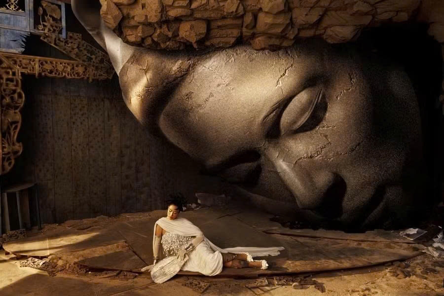 Hoàng Thùy Linh trở lại đường đua âm nhạc với MV "Thầy dùi" Hoàng Thùy Linh trở lại đường đua âm nhạc với MV "Thầy dùi"