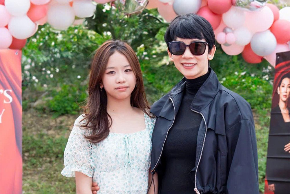 Nguyễn Phương Nghi đại diện Việt Nam tại Miss Teen World 2027