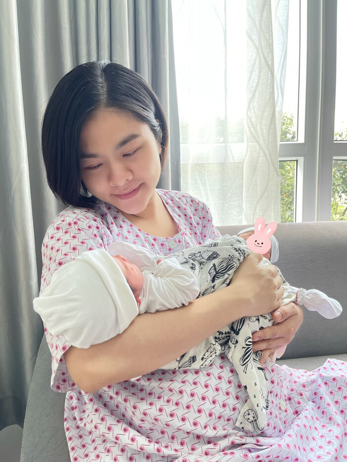 Vân Trang gặp nguy hiểm lúc sinh đôi, suýt bị xuất huyết, 'vượt cạn' trong 4 tiếng