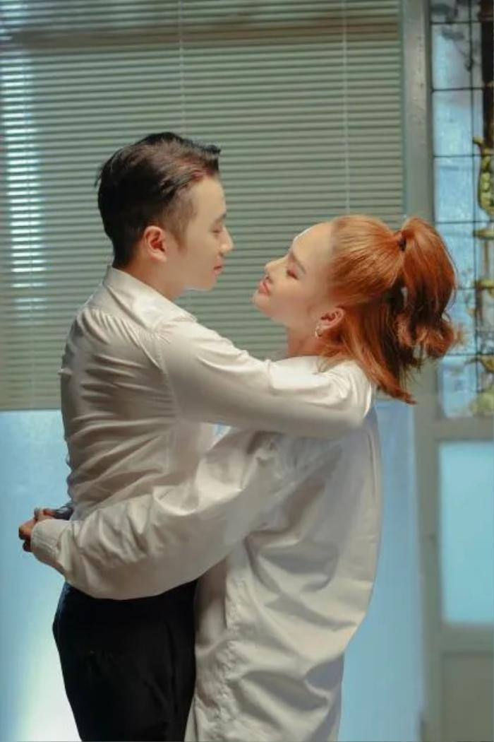 Miu Lê nói gì khi được khán giả kì vọng "thuyền" cập bến với Karik?