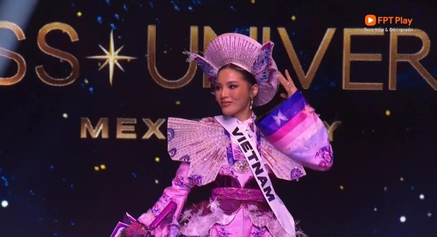 Xem Kỳ Duyên trình diễn trang phục dân tộc tại bán kết Miss Universe 2024