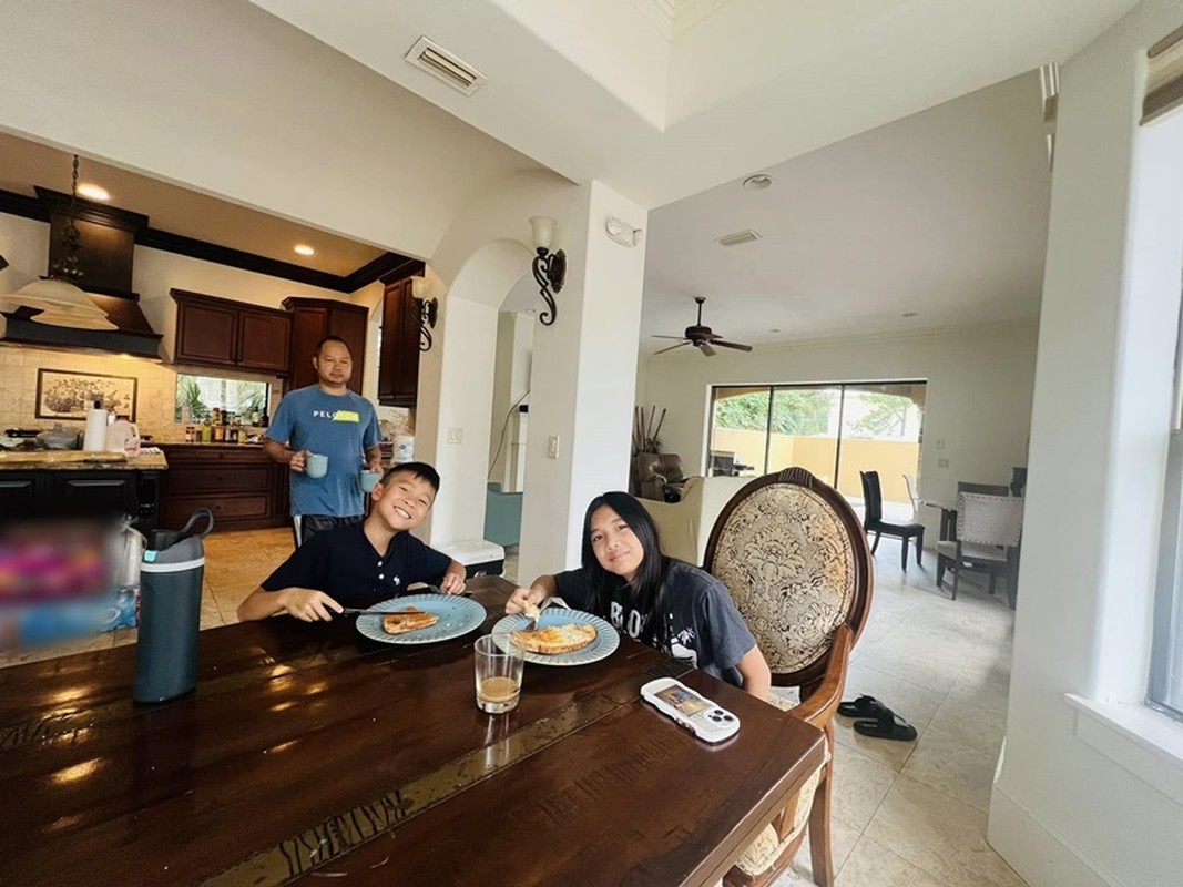 Cuộc sống của Hồng Ngọc trong biệt thự rộng 1.000 m2 ở Mỹ Cuộc sống của Hồng Ngọc trong biệt thự rộng 1.000 m2 ở Mỹ
