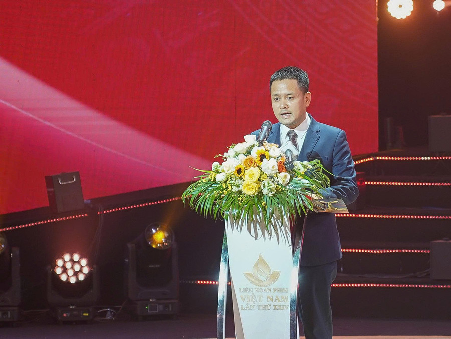 Phim "Mưa đỏ" thắng lớn tại Liên hoan Phim Việt Nam lần thứ 24