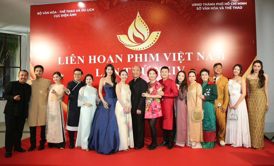 Phim "Mưa đỏ" thắng lớn tại Liên hoan Phim Việt Nam lần thứ 24