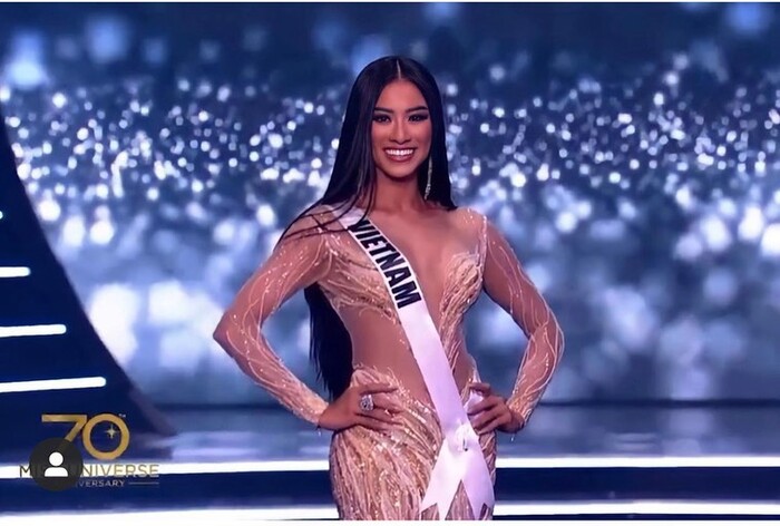 Khoảnh khắc Kim Duyên lọt top 16 Miss Universe nhưng trớ trêu bị ban tổ chức viết sai tên