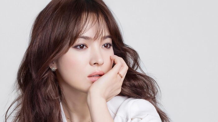 YouTuber sắp bị Song Hye Kyo kiện ra tòa, tuyên bố không sợ, sẵn sàng bước vào cuộc chiến kiện tụng