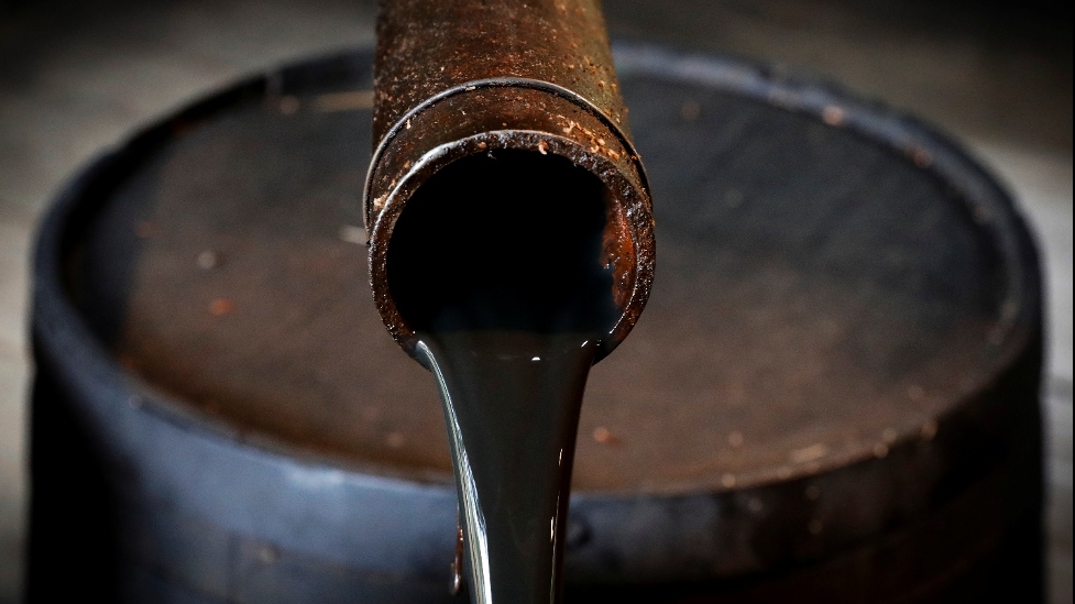 Giá xăng dầu hôm nay 1/12: Thế giới tăng 2,36 USD, trong nước dự đoán giảm khoảng 1.000 đồng