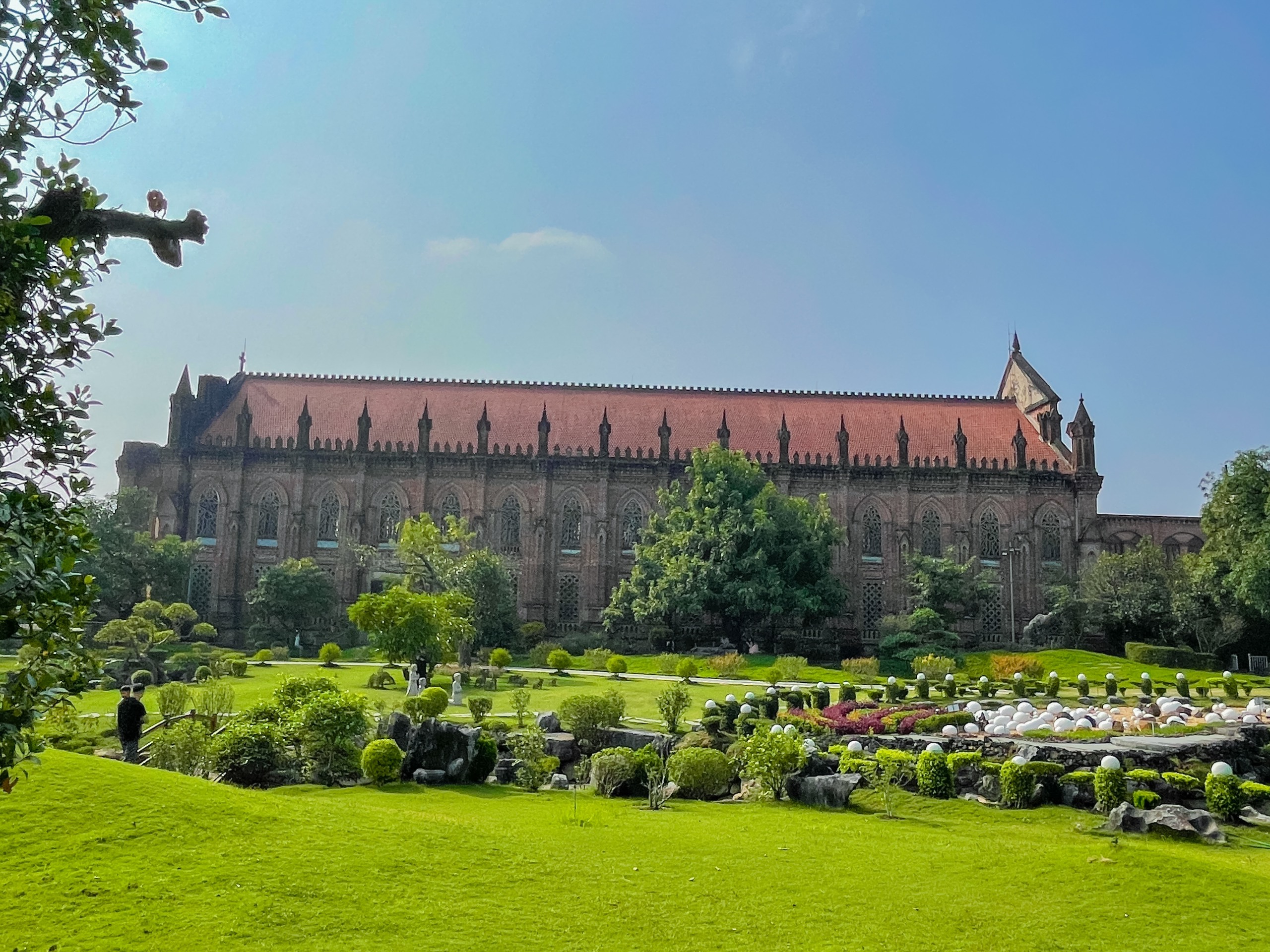 Đan viện Châu Sơn – vẻ đẹp của thánh đường châu Âu tại Ninh Bình