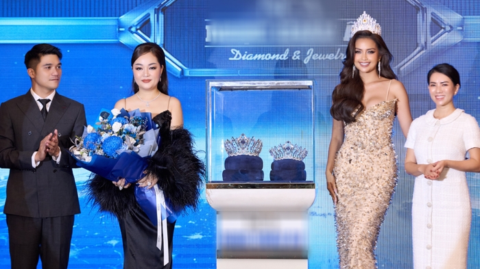Ngắm vương miện Tân Hoa hậu Hoàn vũ Việt Nam, giá có đến triệu USD như của Ngọc Châu?