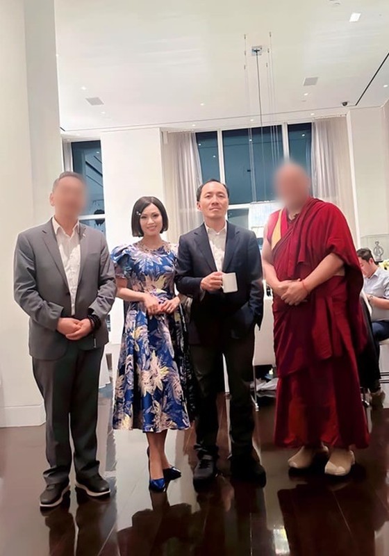 Hôn nhân hơn 2 thập kỷ của Hà Phương và tỷ phú Chính Chu Hôn nhân hơn 2 thập kỷ của Hà Phương và tỷ phú Chính Chu