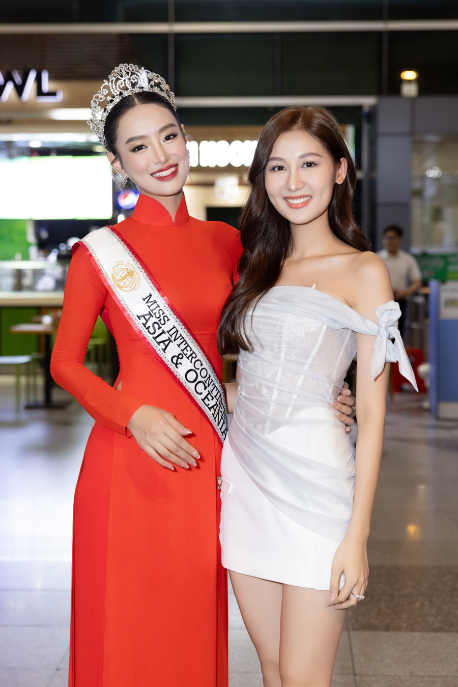 Á hậu 3 Miss Intercontinental 2024 Khánh Linh rạng rỡ về nước