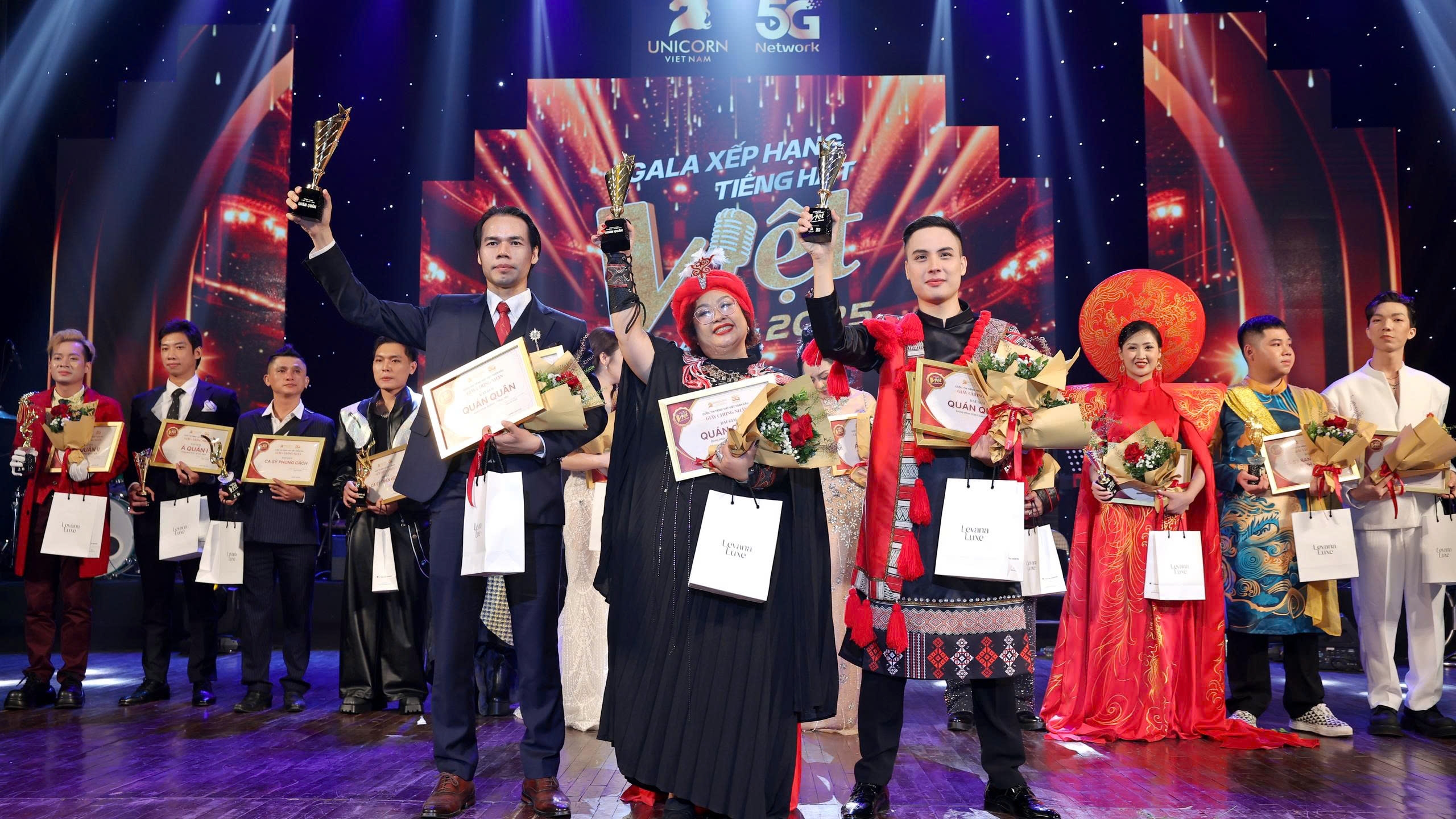 Chuyên gia AI giành ngôi Quán quân Tiếng hát Việt Toàn cầu 2025