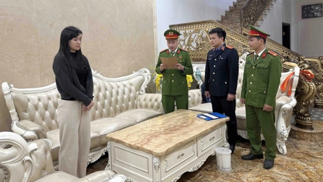 Bắt vợ chồng Giám đốc Công ty vàng bạc Kim Chung ở Thanh Hoá