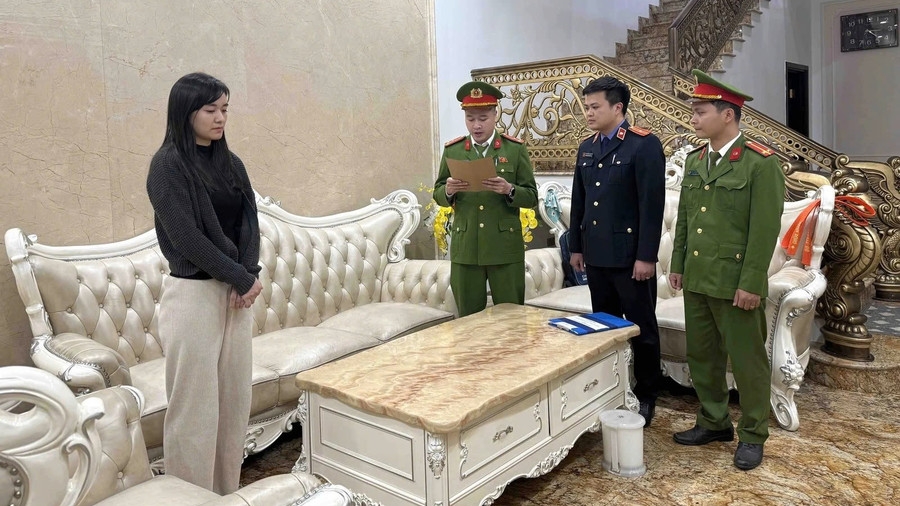 Bắt vợ chồng Giám đốc Công ty vàng bạc Kim Chung ở Thanh Hoá